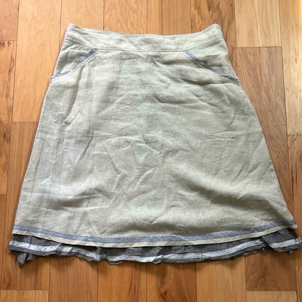 Neesh by D.A.R. Cream and charcoal  linen skirt size XL.